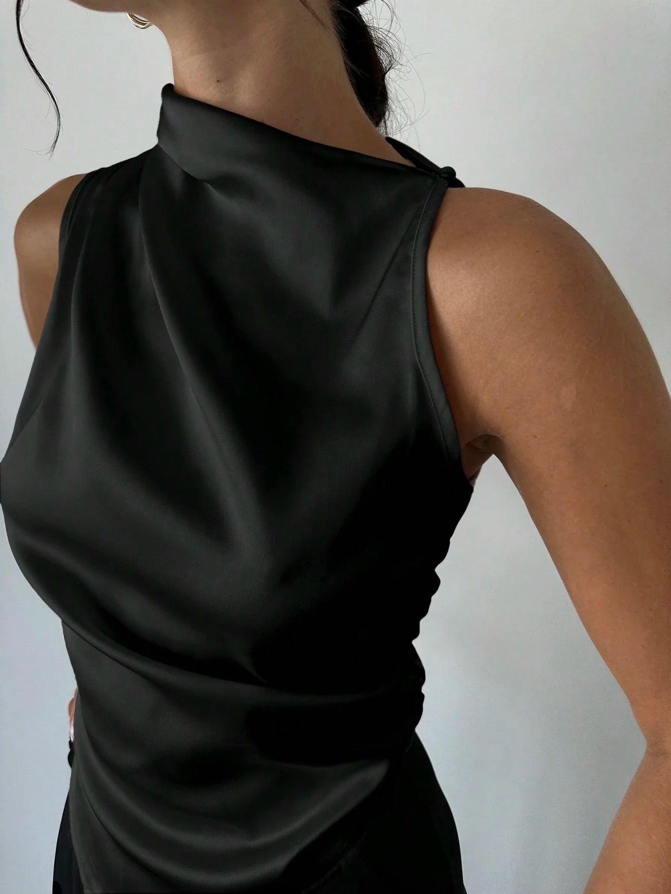 Elegant Satin Sleeveless Blouse With Pleated Collar Asymmetrical Hem